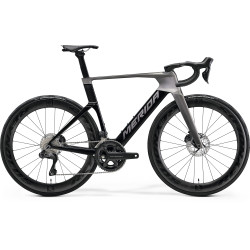 MERIDA REACTO 8000 – Wszechstronny rower szosowy aero